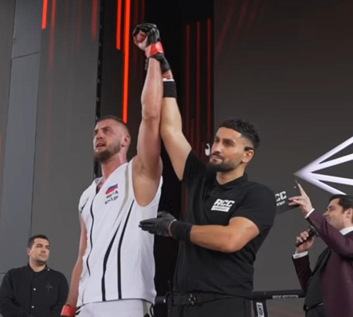 Невероятный камбэк: Никита Козлов из Каменска-Уральского стал чемпионом RCC Fair Fight в Екатеринбурге