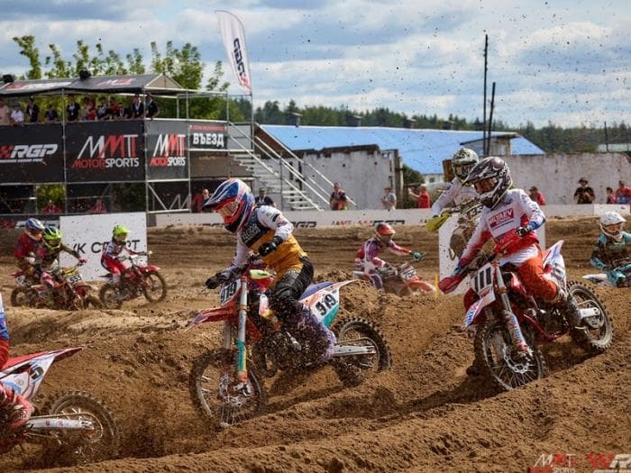 Каменск-Уральский вырвал золото: уральские гонщики триумфально победили в российском мотокроссе