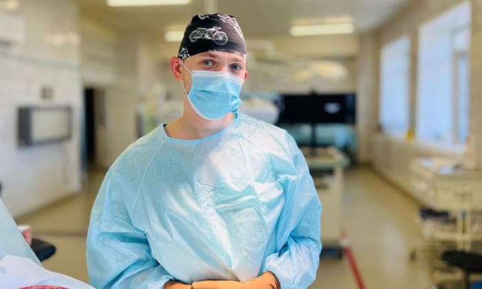 В Каменске-Уральском врачам и медсёстрам пообещали выплаты до миллиона рублей