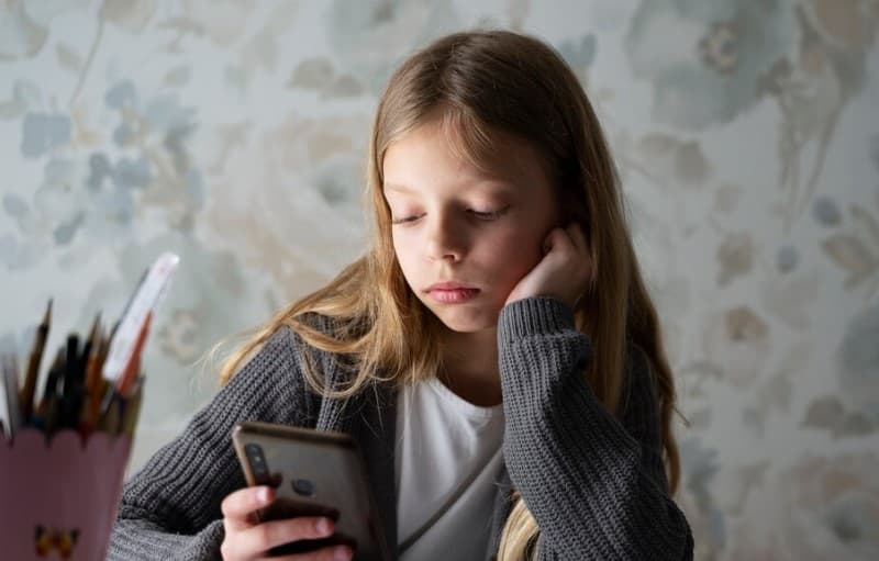 «Модно быть недоступным»: эксперт объяснила, почему люди массово удаляются из соцсетей