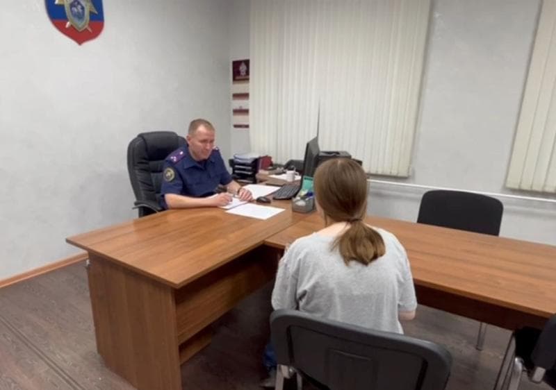 «Мама зажала малышке рот и нос, чтобы та не кричала»: в Екатеринбурге судят девушку за убийство дочки