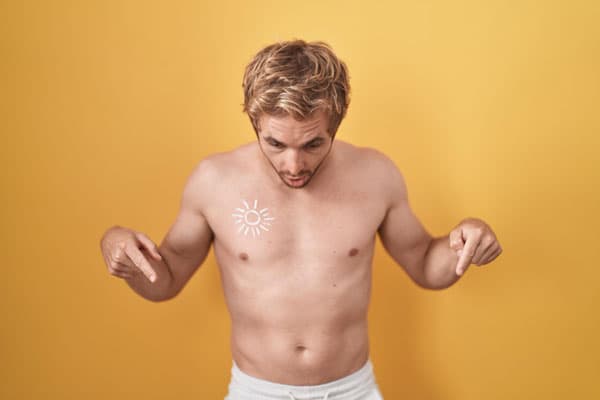 Пиво и подогрев сидений делают мужчин «женообразными»: врач назвала привычки, убивающие тестостерон