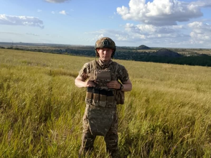 Погиб, защищая Родину: в Каменске-Уральском простятся с героем СВО Вячеславом Коганом