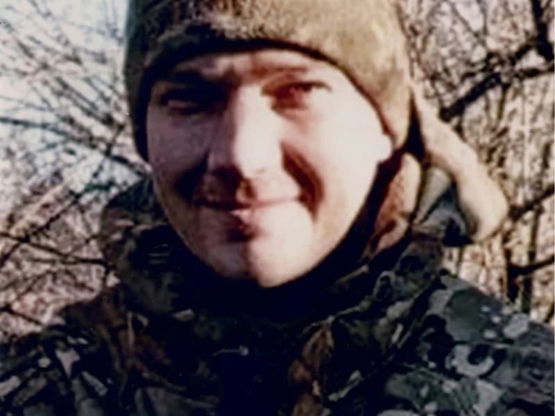 Наш герой не вернулся: в Каменске-Уральском простятся с погибшим на СВО Иваном Вдовиным 