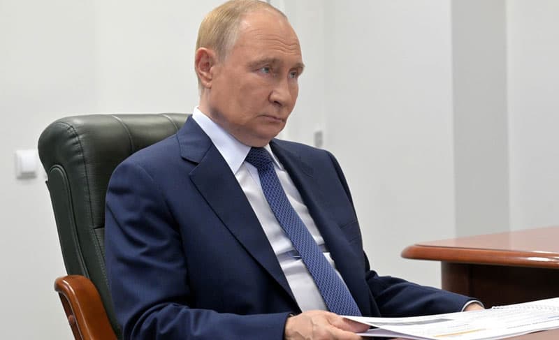 Жительница Каменска-Уральского удостоена почётного звания от президента России