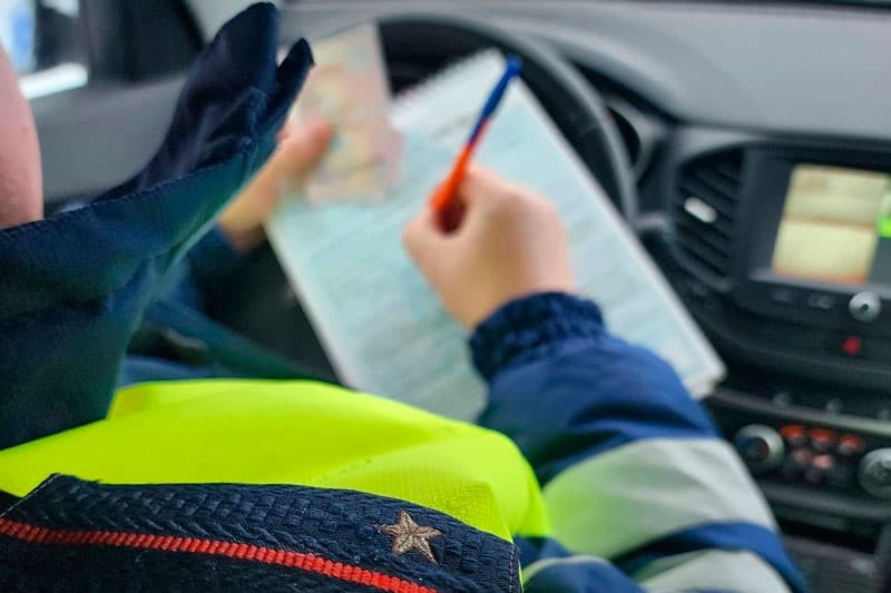 Госавтоинспекция Каменска-Уральского опубликовала график работы в январе 2026 года