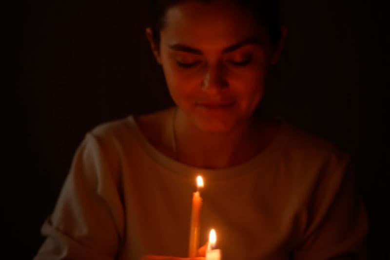 Крещенские гадания: простые и проверенные способы узнать суженного