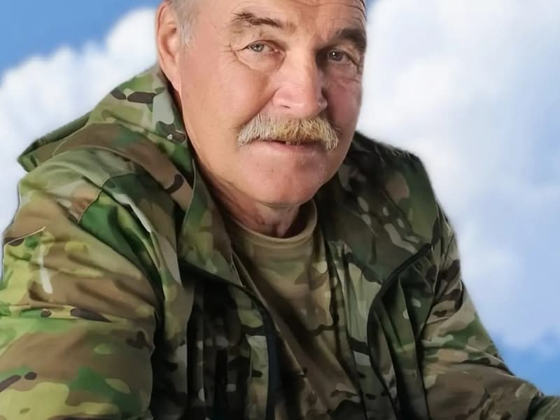 В Каменске-Уральском простятся с погибшим участником СВО Иваном Петуховым