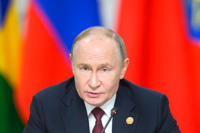 Путин улыбнулся на напоминание Чернышенко об обещании Пумпянского помочь УрФУ