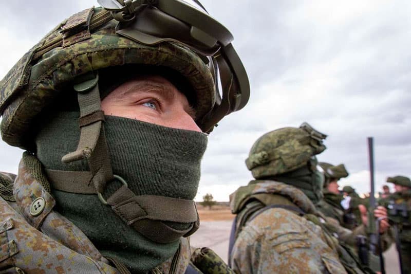 Какие выплаты и льготы доступны военнослужащим и их семьям в Каменске-Уральском и Свердловской области