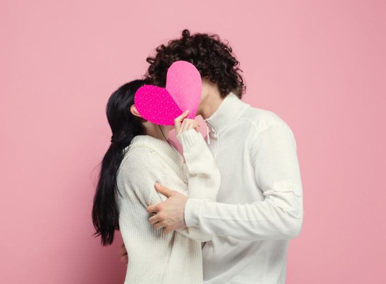 Только 18% екатеринбуржцев собираются отмечать День святого Валентина