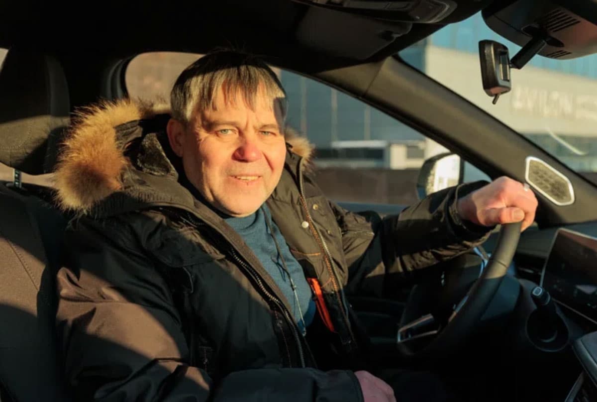 Автомеханик из Каменска-Уральского выиграл автомобиль в лотерее