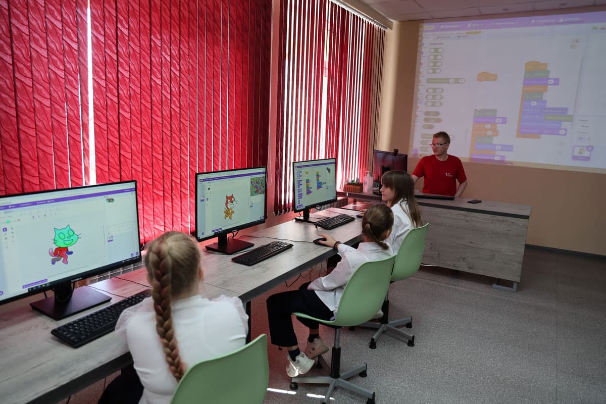 В Каменске-Уральском 2 тысячи школьников прошли «Инженерный кластер»