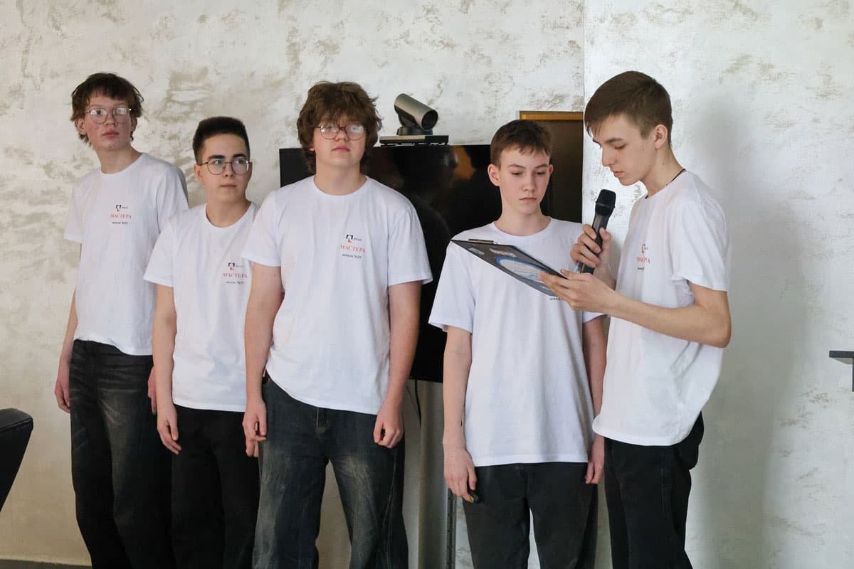 Школьники Каменска-Уральского предложили проекты благоустройства и вышли в финал «Открытого завода»