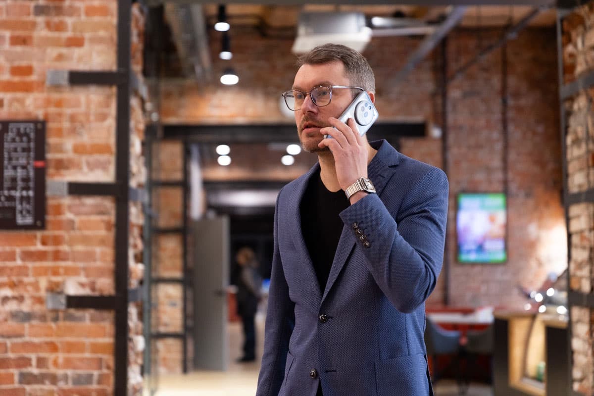 МегаФон внедрил защиту от дипфейков: «Ева» распознаёт поддельные голоса