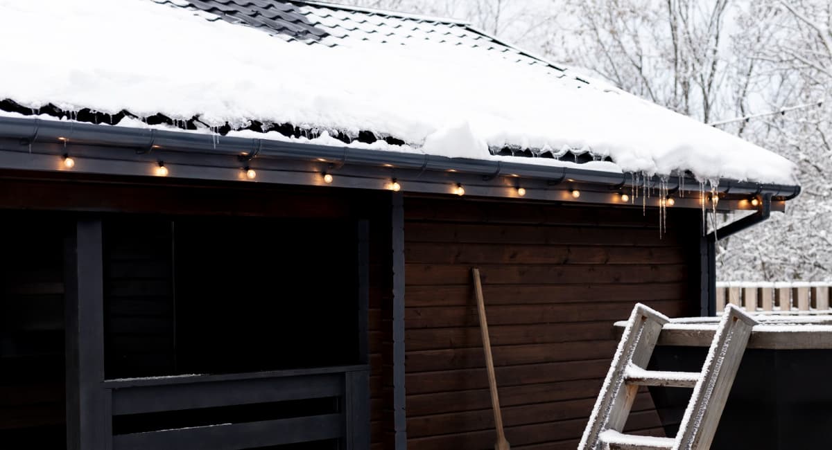 Жарче, чем в бане: отдохнули в доме без единой батареи в минус -20. Рассказываем про хитрый дом и отопление в нем
