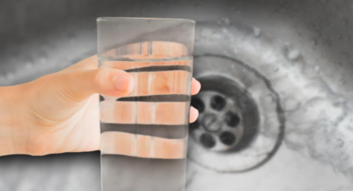 Заливаю в слив 1 стакан — и засор летит в трубу со свистом: делаю так много лет — никаких мучений с вантузом