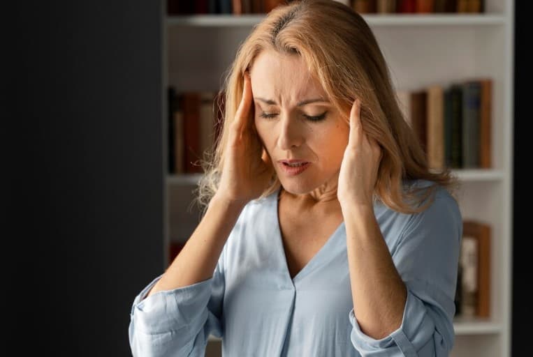 Как россиянам справиться с карьерным выгоранием в конце года?