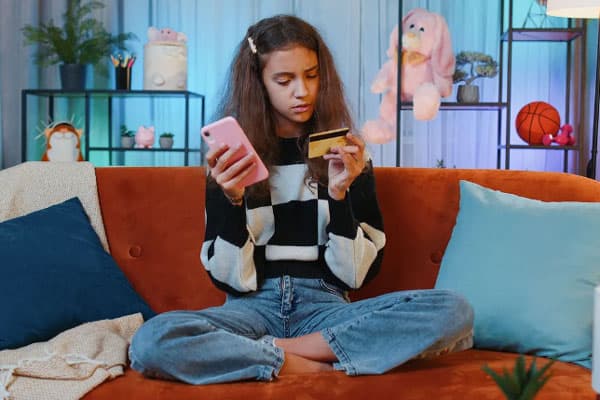 Теперь за «дропперство» будут сажать: Госдума приняла закон