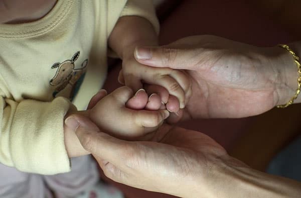 Потрясающая статистика: 12 пар близнецов родились в Свердловской области за неделю