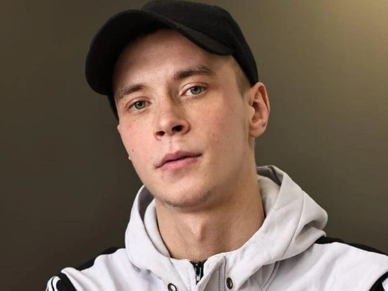 Уехал в город и исчез: в Свердловской области разыскивают 22-летнего Вячеслава Ванжу