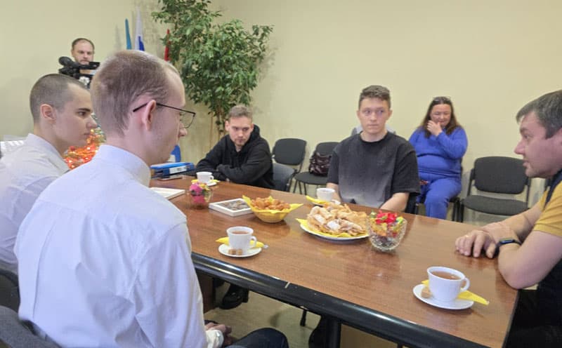 Студенты радиотехникума Каменска-Уральского встретились с директором УК «ТЕПЛОКОМПЛЕКС»