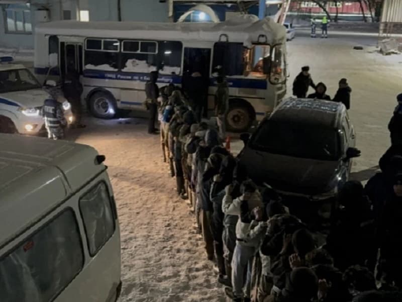 Рейд на хладокомбинате в Екатеринбурге: задержан 81 иностранный мигрант