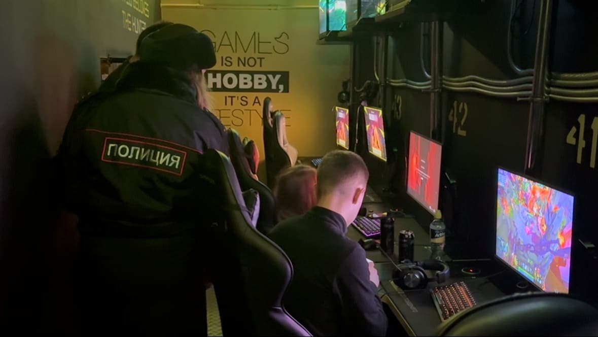 Ночные проверки подростков: полиция вышла в рейд в Каменске-Уральском